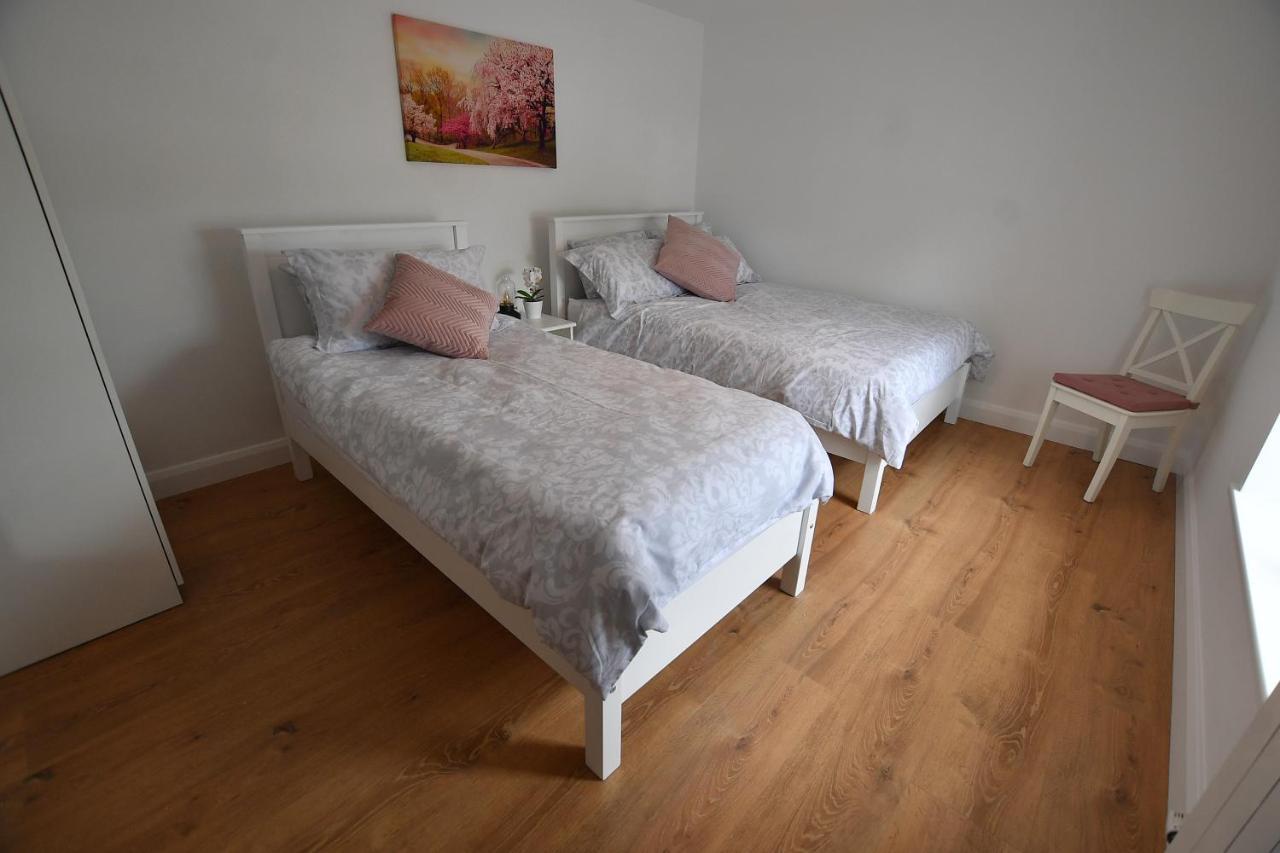 Kiernan'S Self Catering & Accommodation Legan Exterior foto